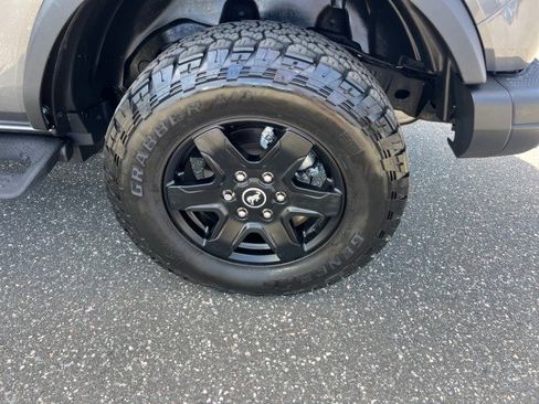 Certified 2023 Ford Bronco Black Diamond AWD/4WD image 24