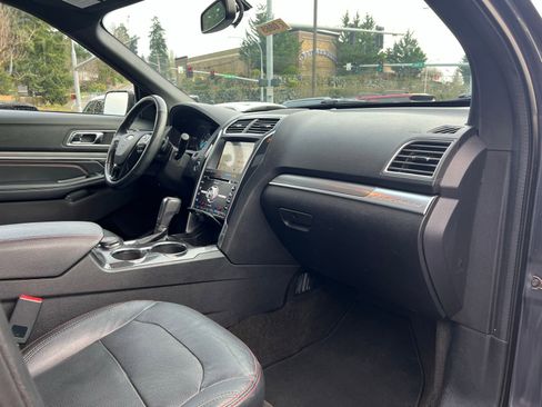 Used 2017 Ford Explorer Sport w/ Equipment Group 401A image 18