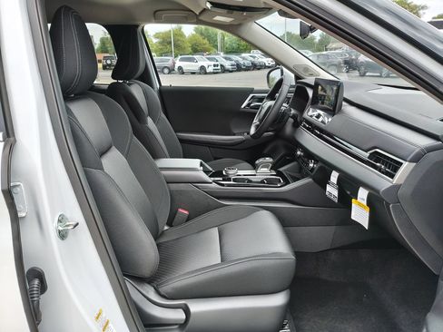 New 2026 Mitsubishi Outlander ES AWD/4WD image 12
