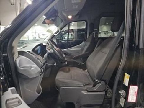 Used 2018 Ford Transit 350 XLT RWD image 5