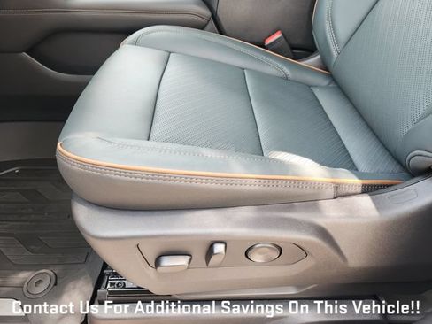 New 2026 GMC Yukon AT4 AWD/4WD image 18