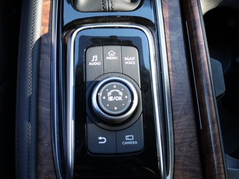 Used 2024 Nissan Armada SL AWD/4WD image 36