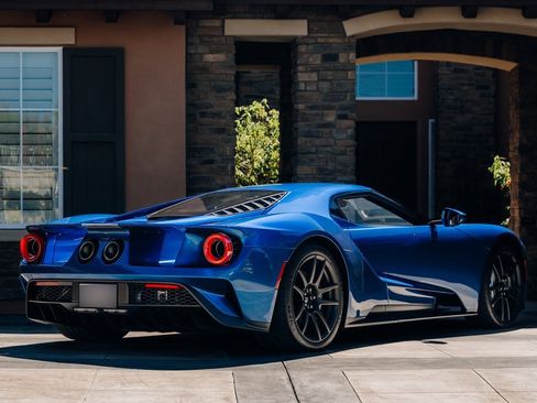 Used 2019 Ford GT image 15