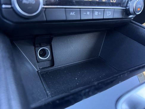 Used 2025 MAZDA CX-5 AWD 2.5 S w/ Preferred Package image 19