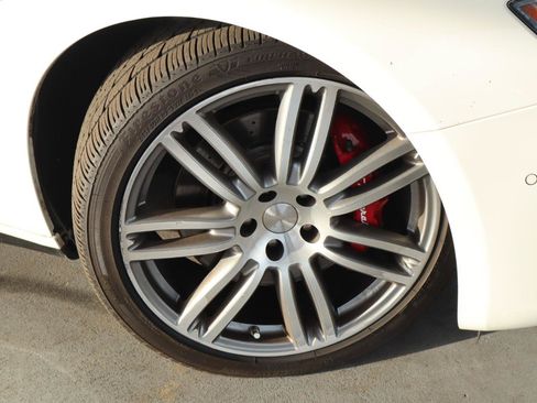 Used 2019 Maserati Ghibli S Q4 AWD/4WD image 3