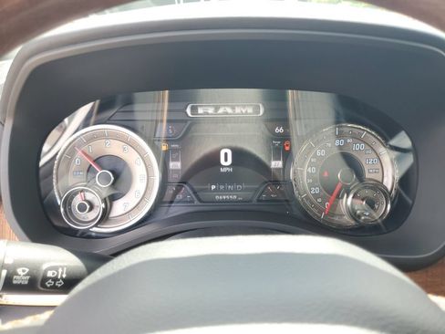 Used 2021 RAM 1500 Limited AWD/4WD image 16