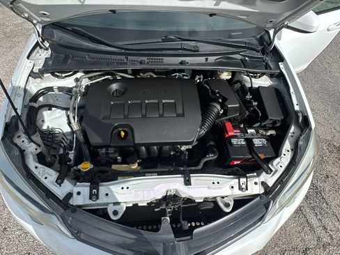 Used 2015 Toyota Corolla LE FWD image 20