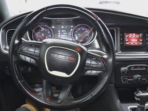Used 2015 Dodge Charger SE image 22