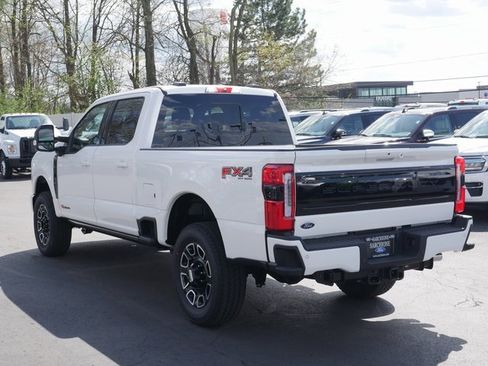 New 2025 Ford F350 Platinum w/ FX4 Off-Road Package image 11