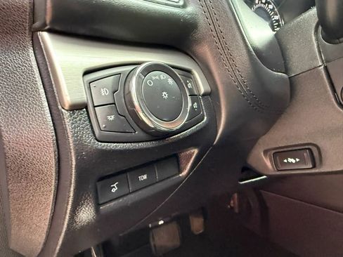 Used 2017 Ford Explorer Platinum AWD/4WD image 39