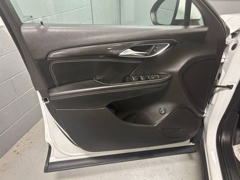 Used 2022 Buick Envision Preferred AWD/4WD image 6