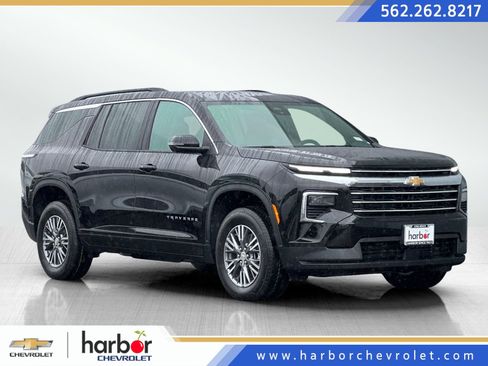 New 2025 Chevrolet Traverse LT w/ Enhanced Driving Package image 1