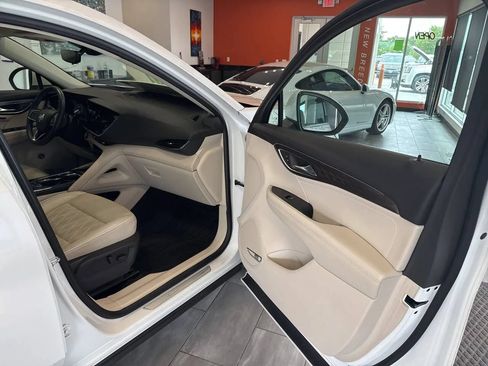 Used 2023 Buick Envision Avenir FWD image 48