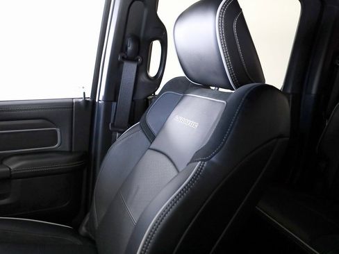 Used 2025 RAM 3500 Laramie w/ Night Edition image 41