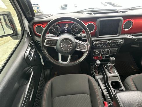 Used 2021 Jeep Wrangler Unlimited Rubicon AWD/4WD image 11