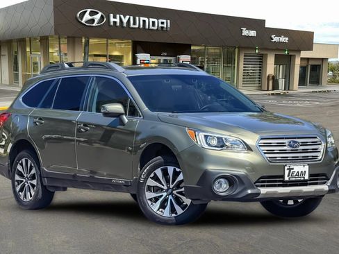 Used 2017 Subaru Outback 2.5i Limited AWD/4WD image 2