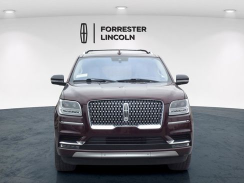 Used 2018 Lincoln Navigator Reserve w/ Technology Package image 8