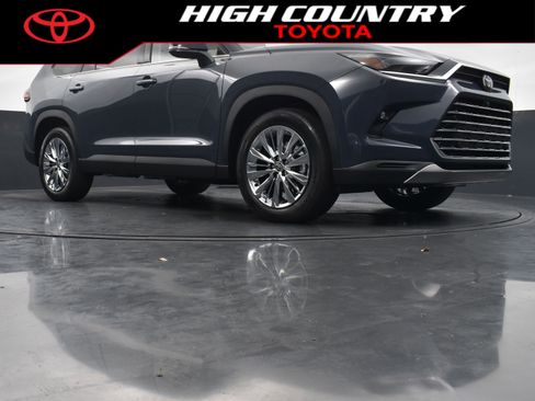 New 2026 Toyota Grand Highlander Platinum image 41