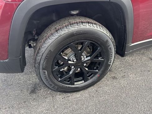 New 2025 Jeep Grand Cherokee Altitude w/ Trailer Tow Package image 10