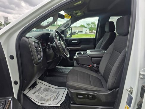 Used 2022 Chevrolet Silverado 3500 LT w/ Convenience Package AWD/4WD image 9
