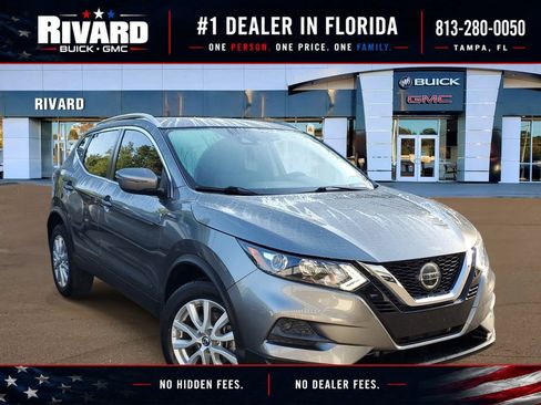 Used 2020 Nissan Rogue Sport SV FWD image 1