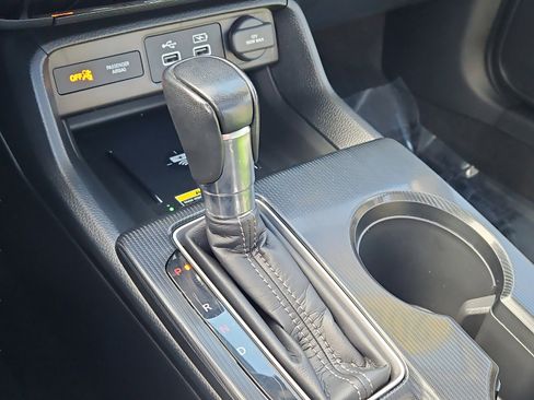 Certified 2024 Honda Civic Touring image 23