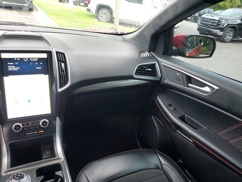 Used 2022 Ford Edge ST-Line AWD/4WD image 13