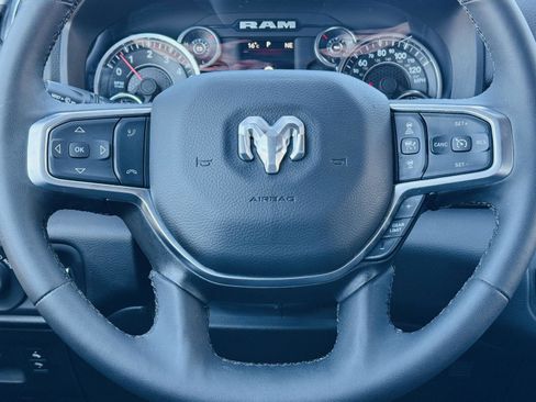 Used 2025 RAM 1500 Big Horn AWD/4WD image 16