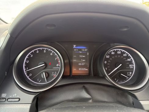 Used 2023 Toyota Camry SE FWD image 27