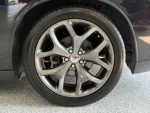 Used 2015 Dodge Challenger R/T Plus RWD image 44