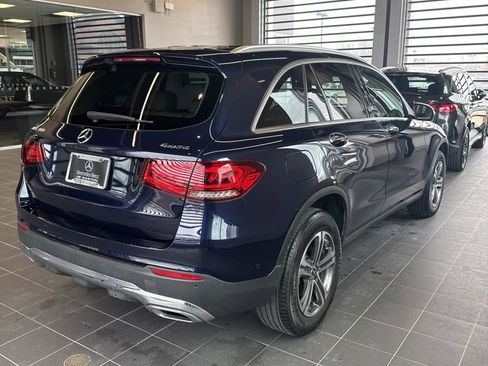 Used 2022 Mercedes-Benz GLC 300 4MATIC image 4