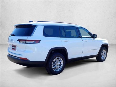 New 2026 Jeep Grand Cherokee L Laredo AWD/4WD image 4