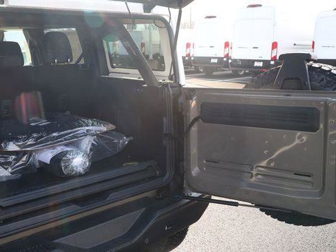 New 2026 Ford Bronco Heritage Edition AWD/4WD image 8