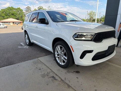 Used 2024 Dodge Durango GT AWD/4WD image 3