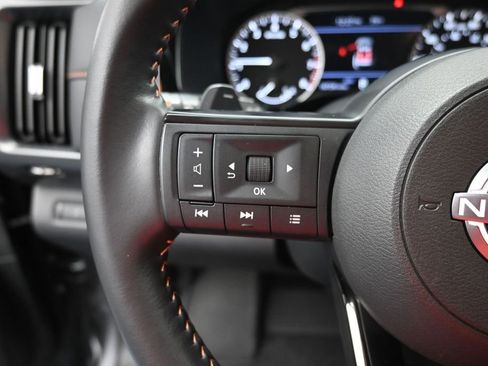 Used 2025 Nissan Pathfinder Rock Creek AWD/4WD image 7