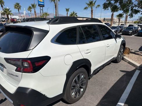 Used 2023 Subaru Outback Limited AWD/4WD image 11