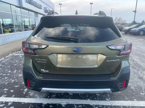 Used 2020 Subaru Outback Limited w/ Popular Package #2 image 4