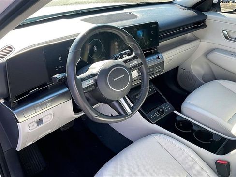 Used 2024 Hyundai Kona Limited image 17