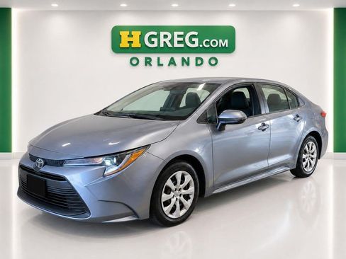 Used 2024 Toyota Corolla LE FWD image 4