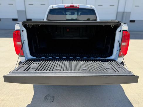Used 2017 Chevrolet Colorado LT w/ LT Convenience Package AWD/4WD image 27
