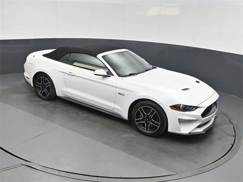Used 2020 Ford Mustang GT Premium image 27