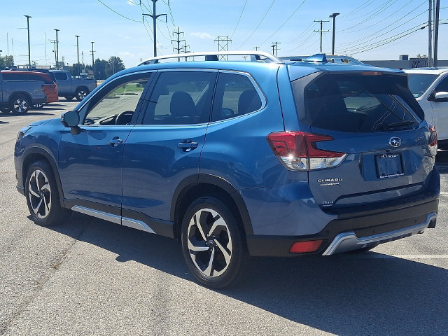 Used 2023 Subaru Forester Touring AWD/4WD image 7