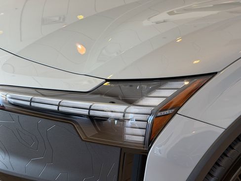 New 2026 Volvo EX30 Cross Country Ultra image 6