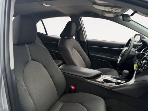 Certified 2022 Toyota Camry LE w/ Carpet Mat Package (TMS) FWD image 15
