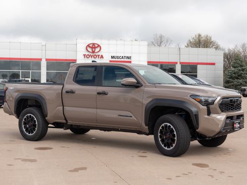 New 2026 Toyota Tacoma TRD Off-Road AWD/4WD image 1