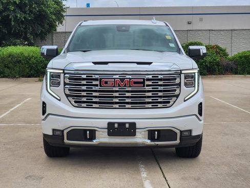 Used 2024 GMC Sierra 1500 Denali AWD/4WD image 3