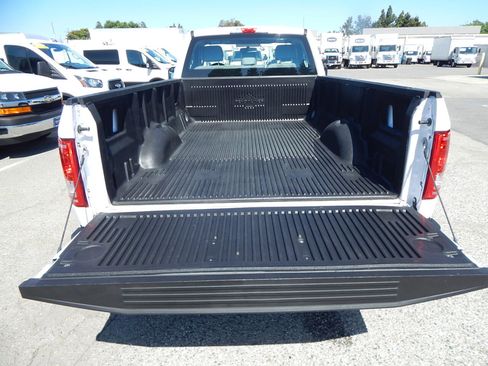 Used 2017 Ford F150 XL RWD image 3