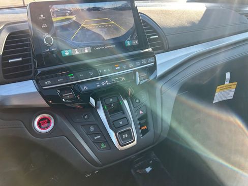 New 2026 Honda Odyssey Sport-L image 23