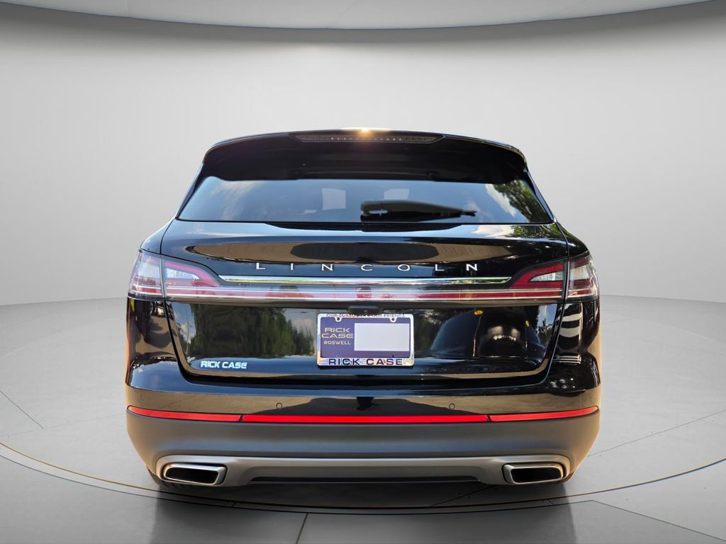 Used 2022 Lincoln Nautilus AWD image 8