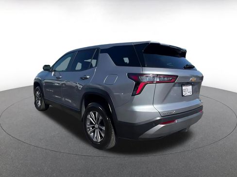 Used 2025 Chevrolet Equinox LT image 11